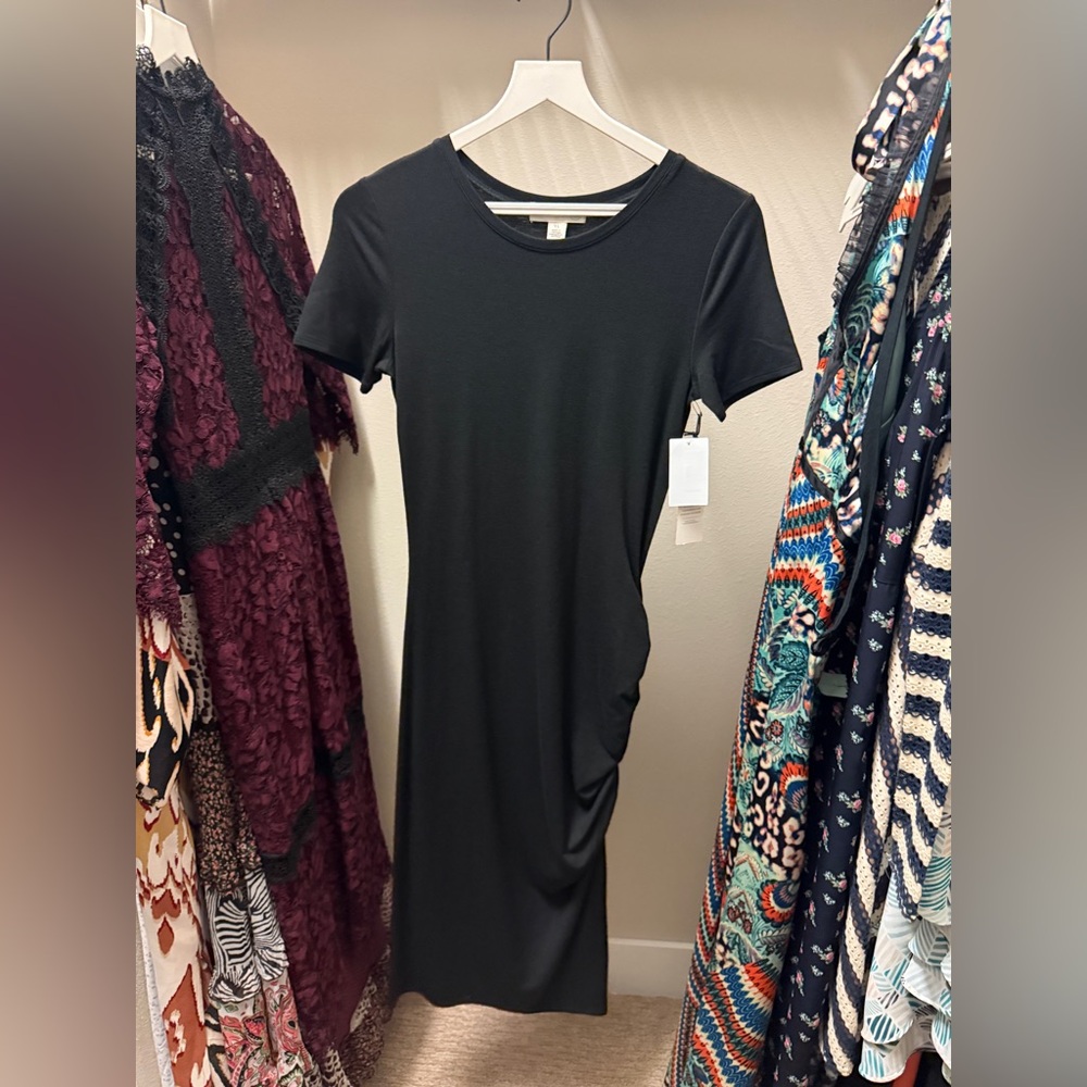 Treasure & Bond Black Short Sleeve Midi Dress